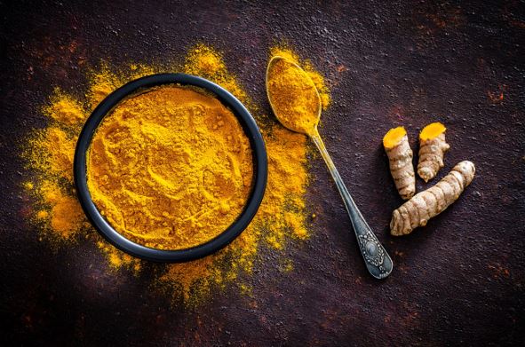 Can birds eat turmeric